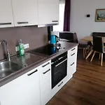 Steinerbauer Çiftlik konaklama